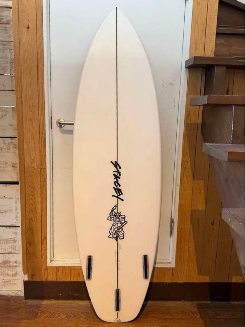 STCY(ステーシーサーフボード)ショートボード　ウェイブスレイブ　フィン付