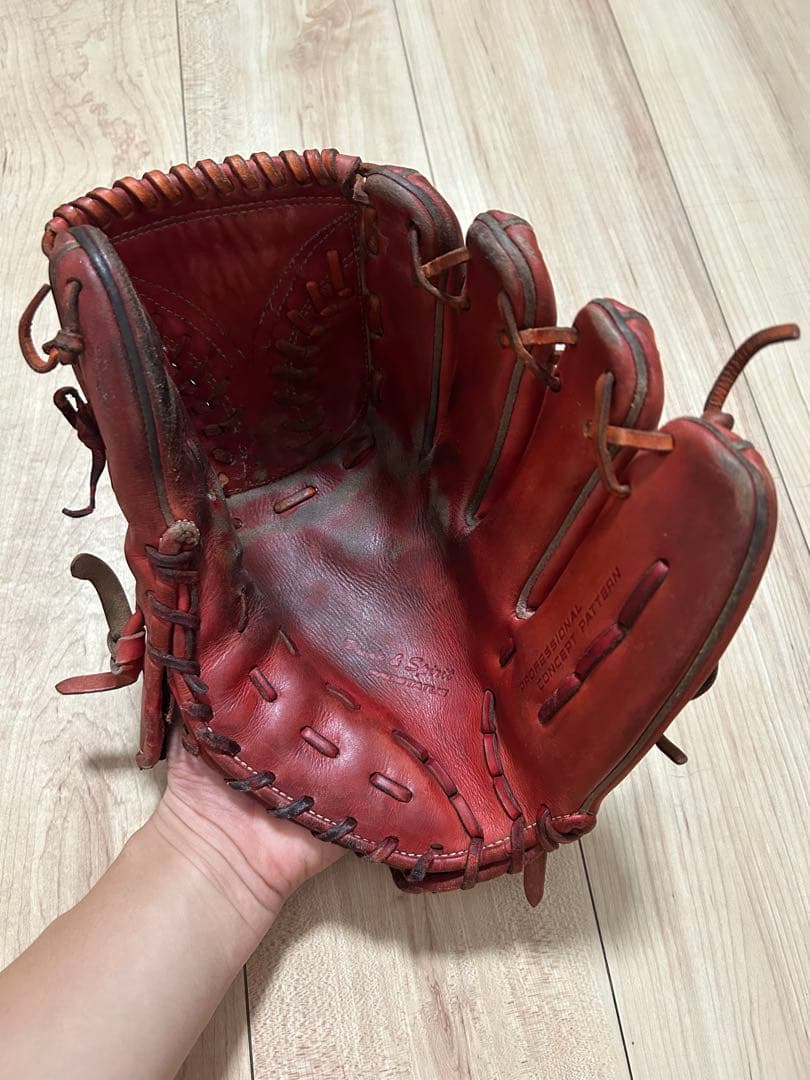 ZETT プロステイタス投手硬式グローブ