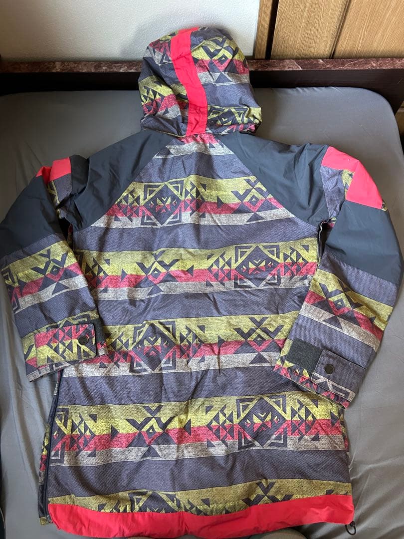 シーズン最終値下げ！Burtonスノーボードジャケット&グレーパンツセット美品