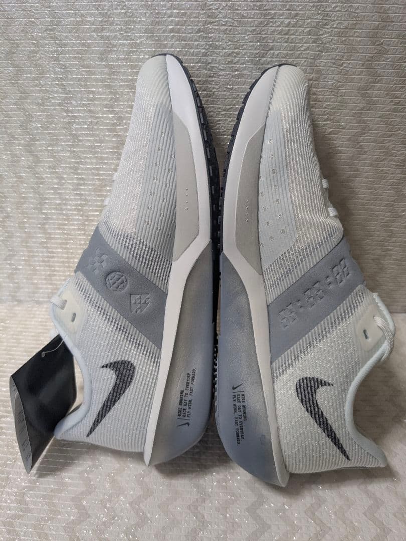 NIKE エアズーム ライバルフライ 4 27cm FV6040-102