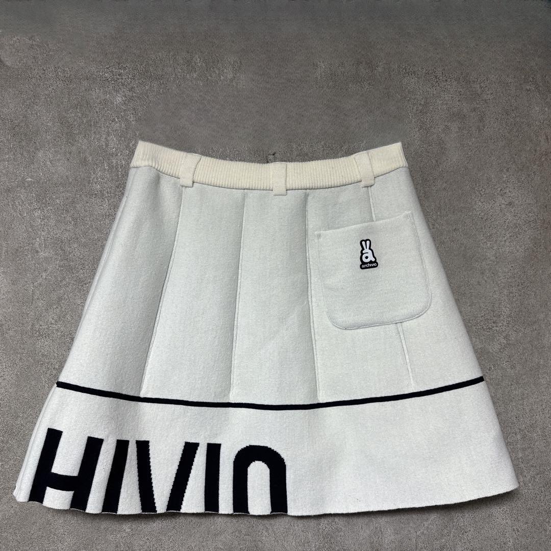 ARCHIVIO アルチビオ 裾ロゴ プリーツ風 ニットスカート ホワイト 36