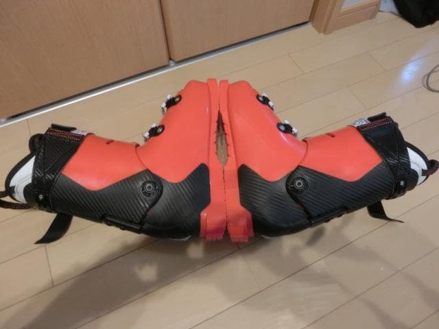 Atomic Redster FS 130 ブーツ 27-27.5㎝ 未使用