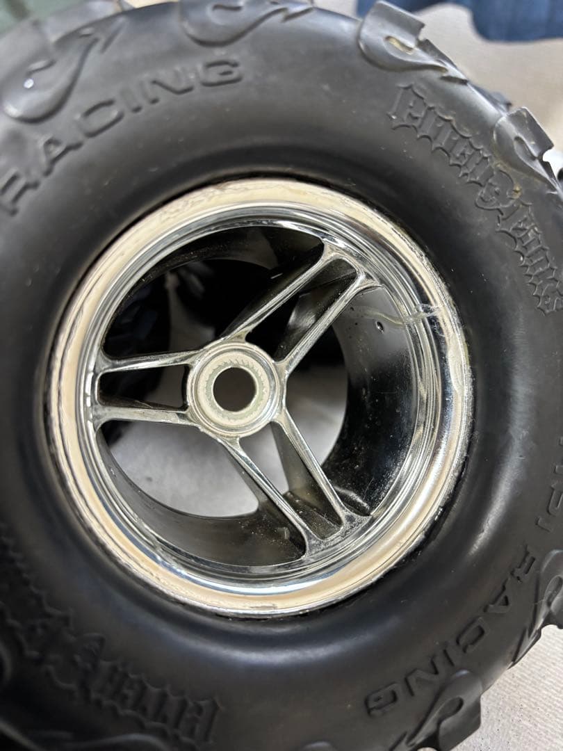 hpi サベージ 用タイヤホイール17ミリハブ用