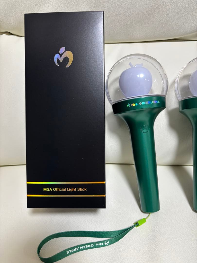 【美品】MGA Official Light Stick グリーン　2個セット