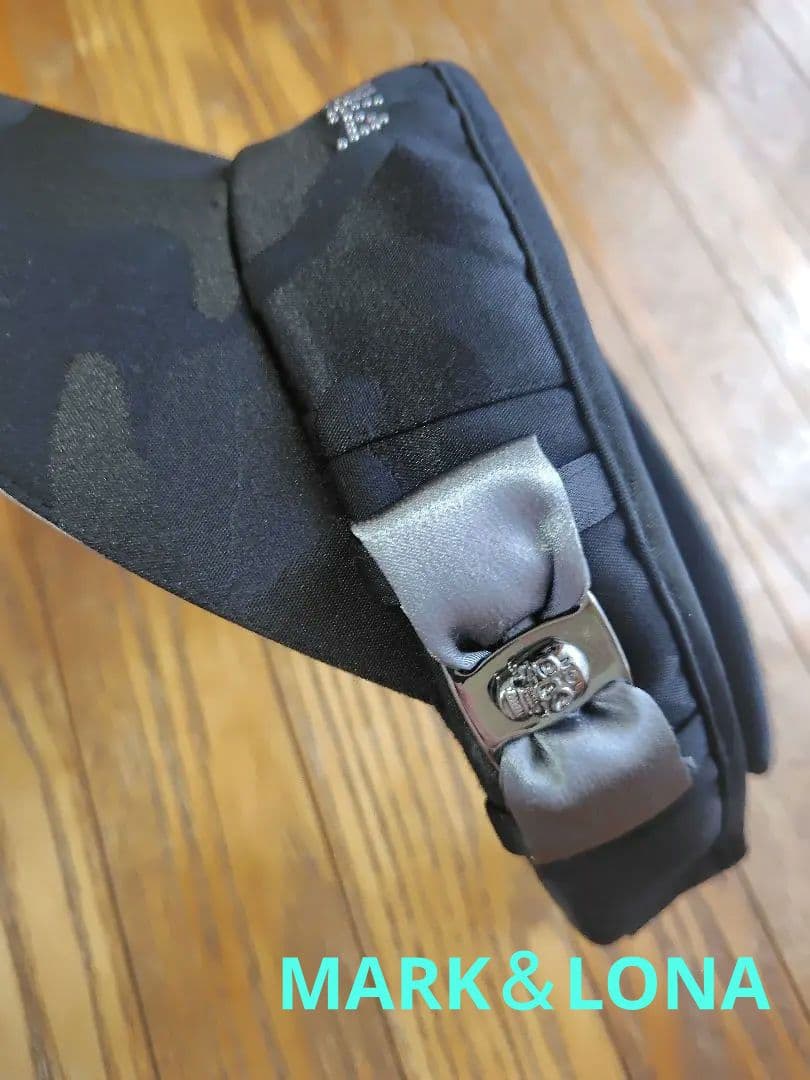 マークアンドロナ　つば広バイザー