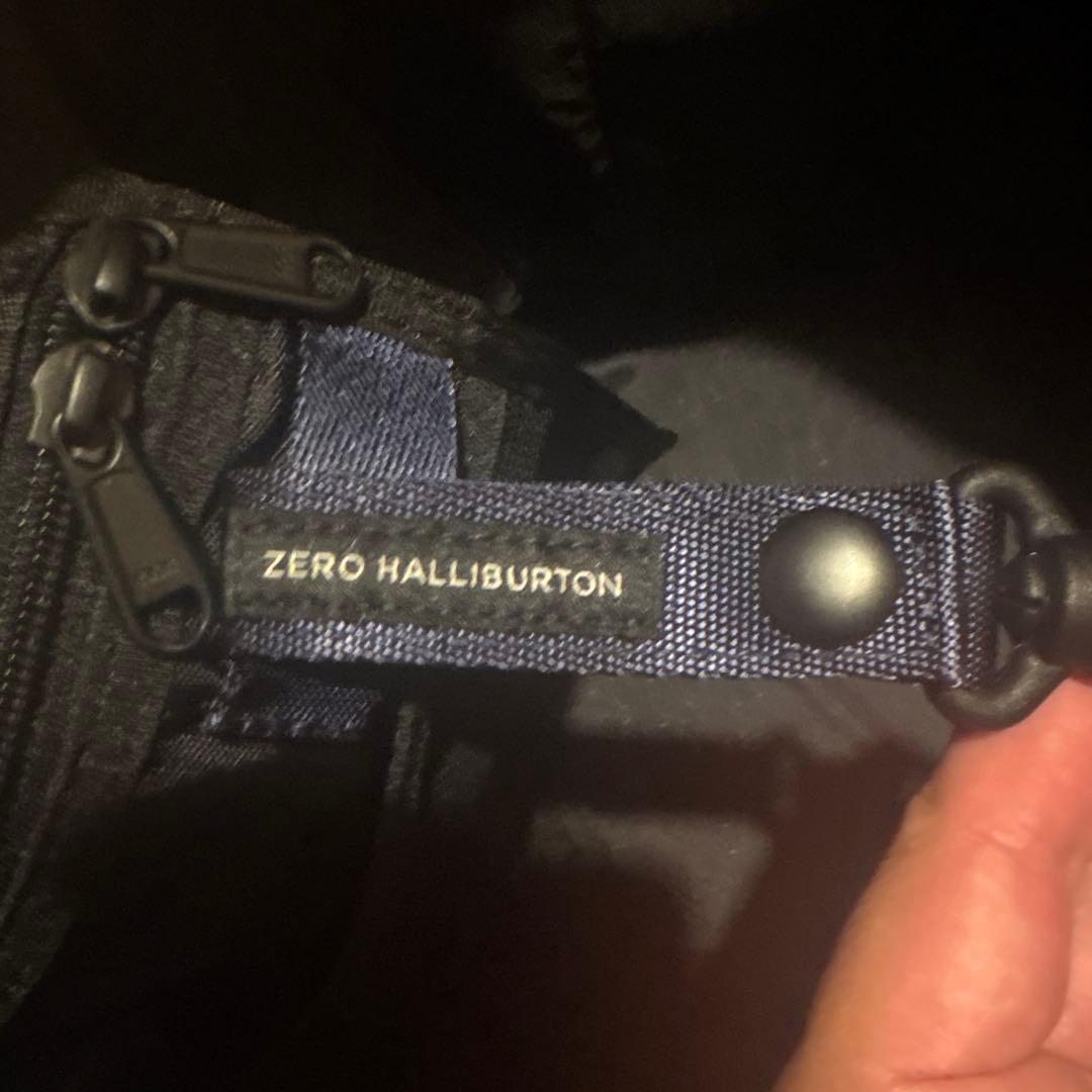 ZERO HALLIBURTONゴルフトートバッグ