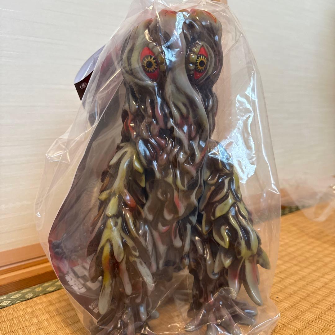 マルサン ヘドラ 450 開田裕治 限定カラー版 蓄光 GID ゴジラ