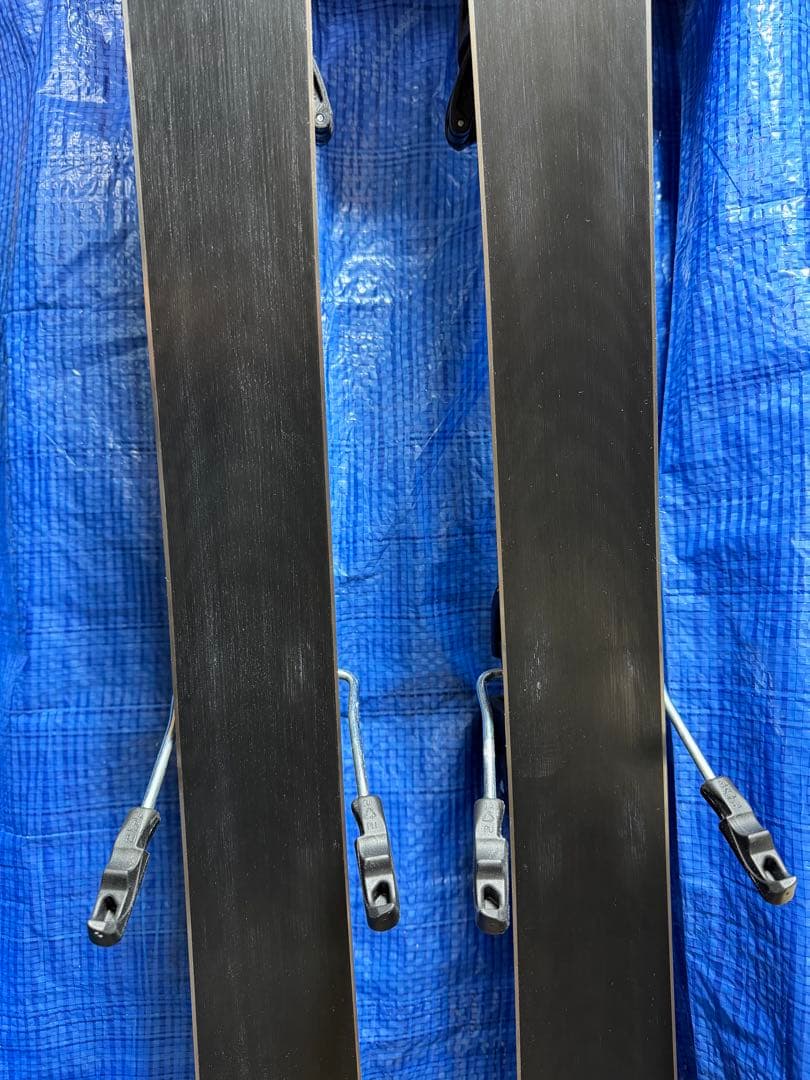 BLOSSOM ブロッサム 23-24 Elegante