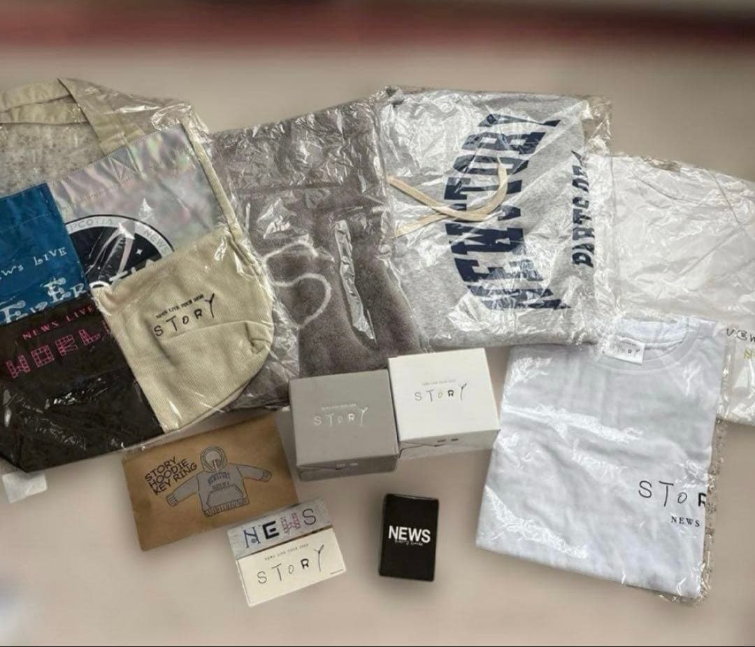 NEWS STORYツアーグッズ　他