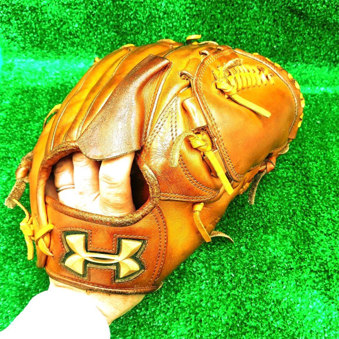 野球グローブ　一般硬式グラブ　アンダーアーマー