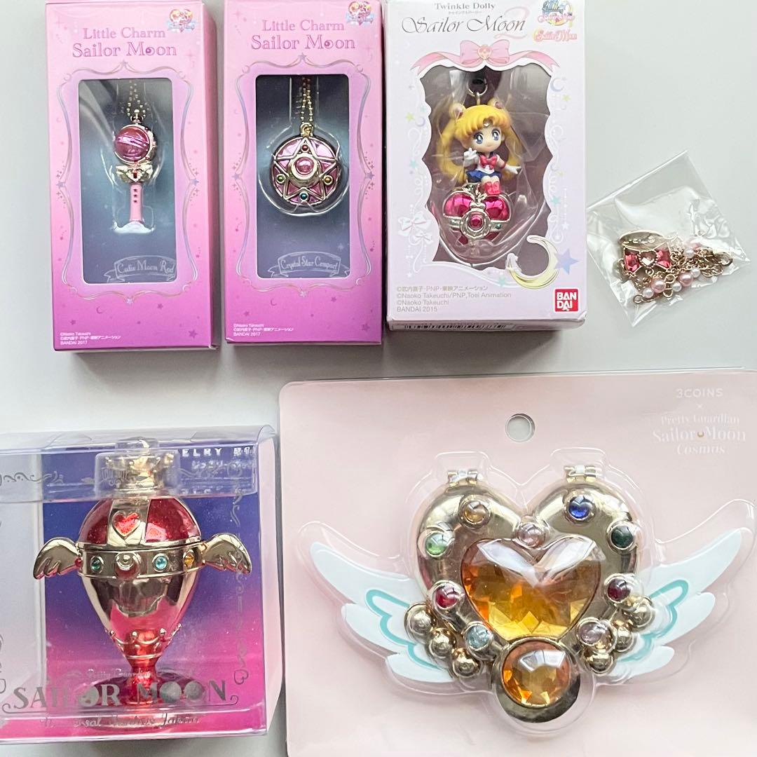 セーラームーン　ミラー　チャーム　usj カリス　ジュエリーケース　ブレスレット