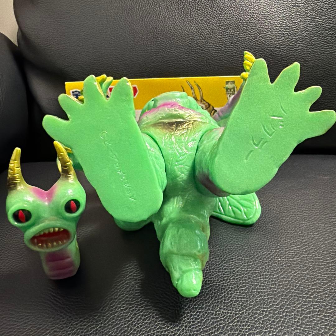 b*l様 スペクトルマン フィギュア バクラ