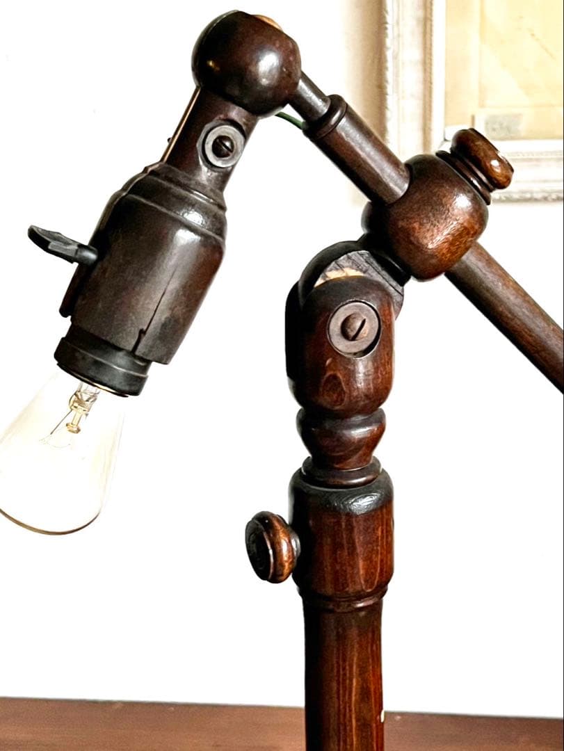 貴重！アンティークアーム木製のスタンドランプ　戦前スタンドライト　卓上ライト