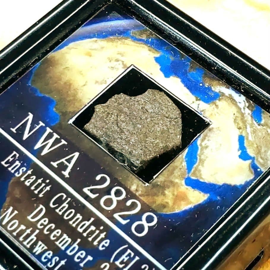 ✨レア隕石！EL3タイプ NWA 2828 隕石　標本