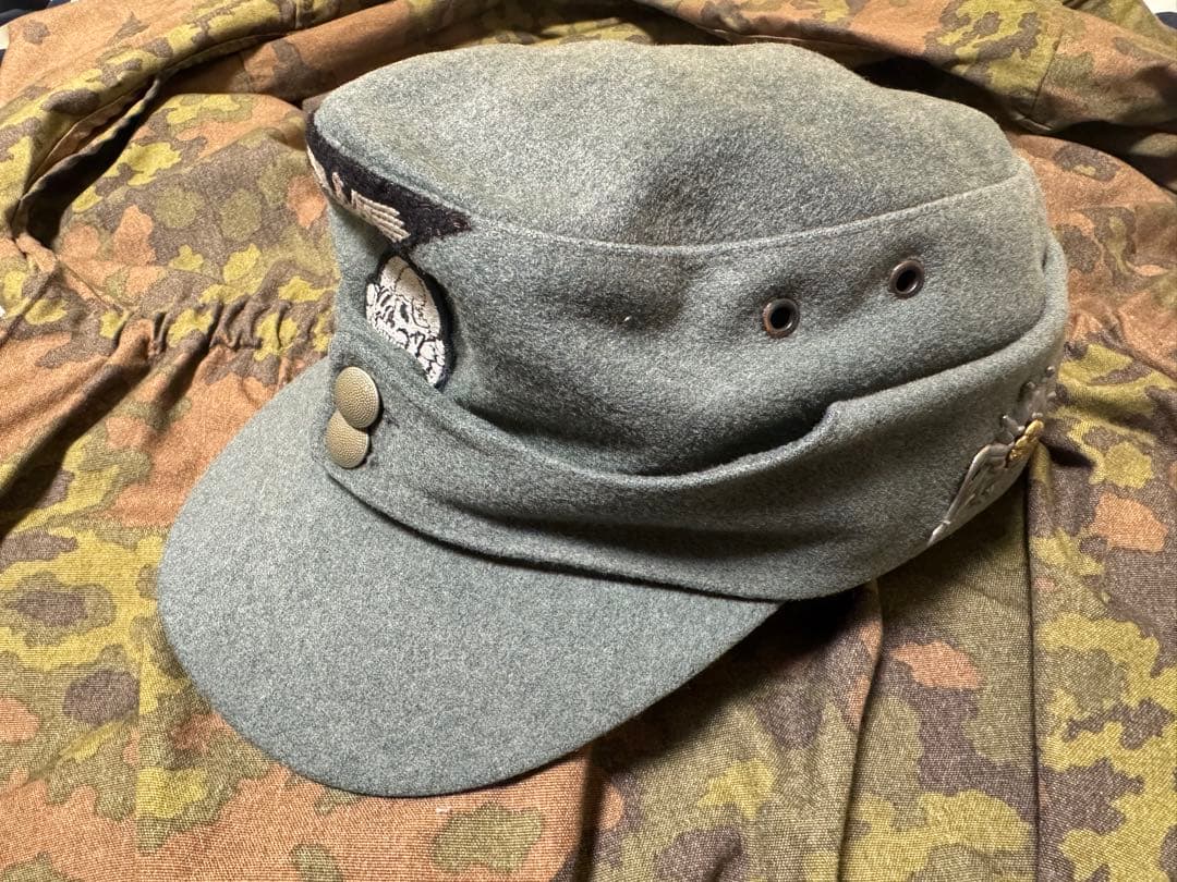 ドイツ軍　M43戦闘帽　エーデルワイスバッジ付き