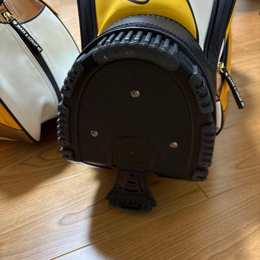 マーク＆ロナ　キャディーバッグ