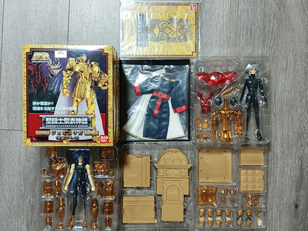 聖闘士聖衣神話　黄金聖闘士12体＋教皇シオン＋貴鬼セット