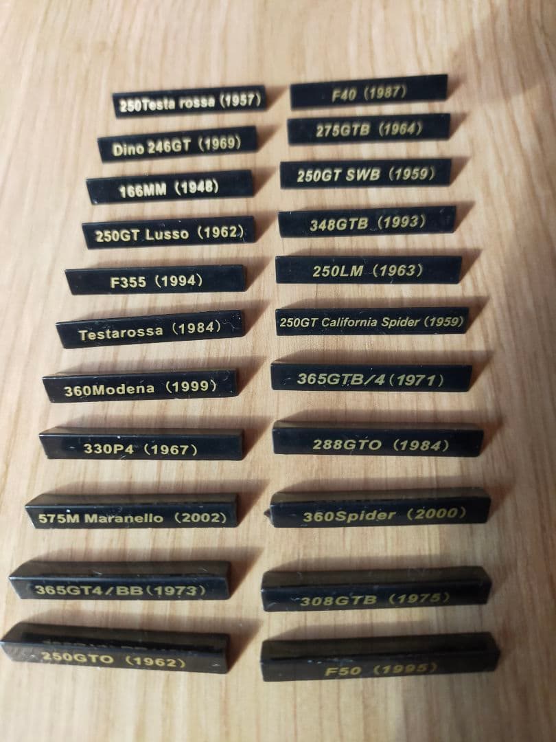 ダイドー　フェラーリ　22台　ケース付き