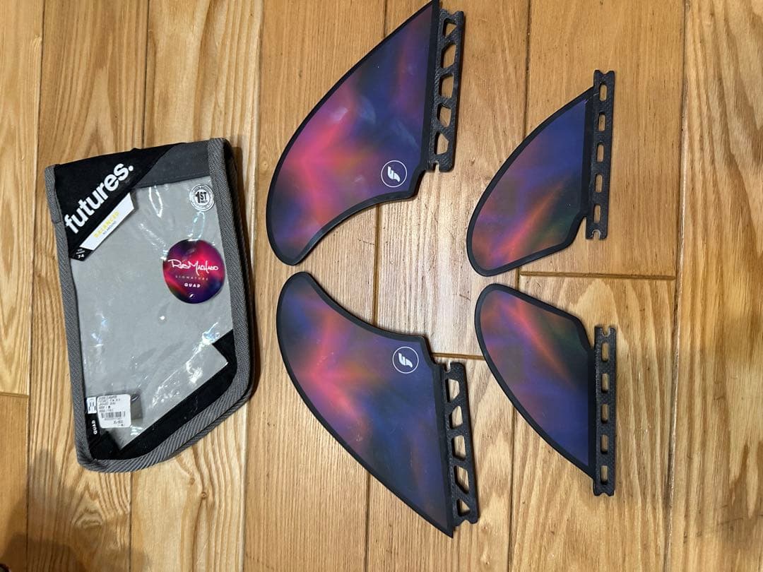 ロブマチャド　futures サーフボードフィンセット ケース付き