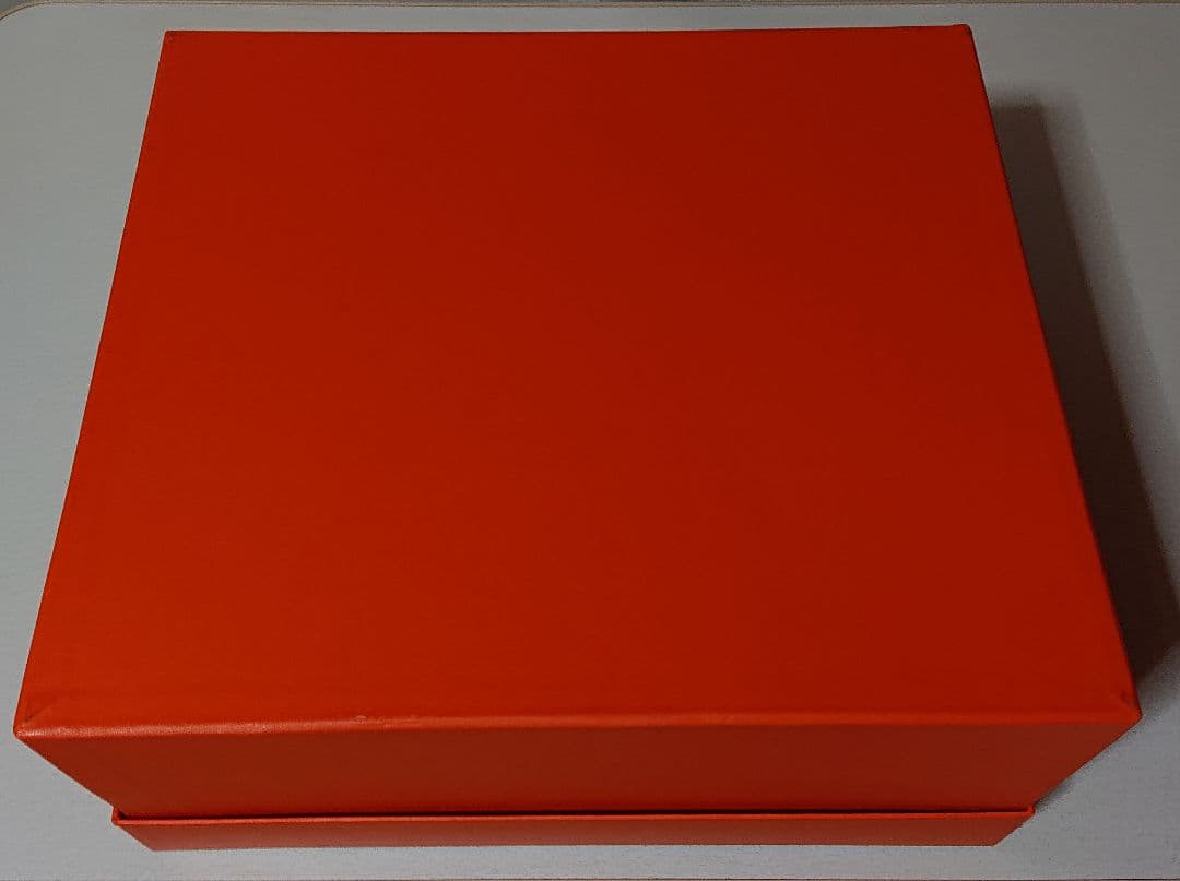HERMES 空き箱 約39×35×18,2cm