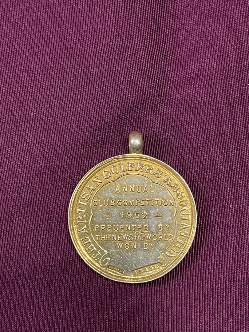 イギリス　アンティーク　スポーツ　シルバー　ゴルフ メダル STERLING