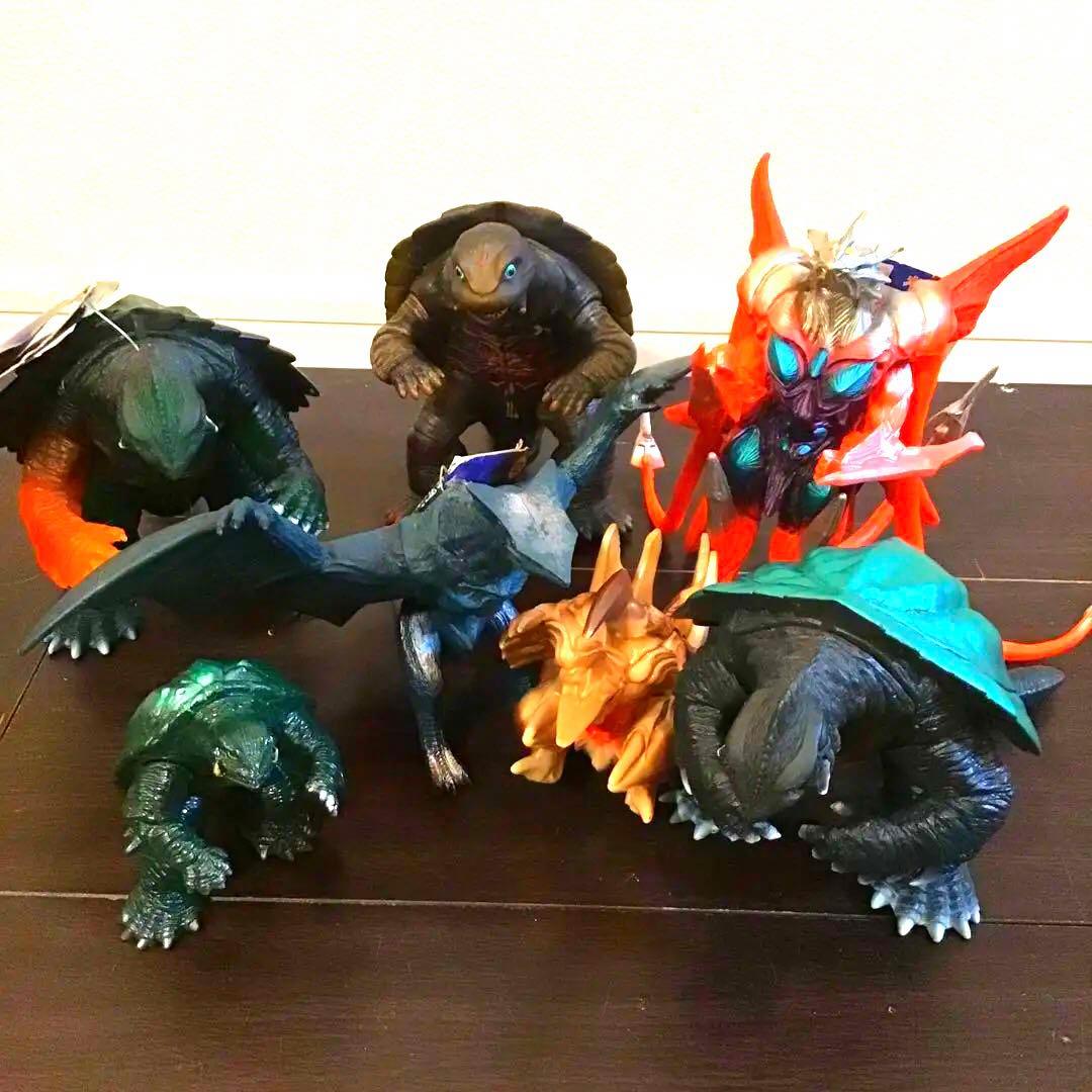 平成 ガメラ　限定版バーニング・フィスト・ガメラ　ギャオス　レギオン　イリス