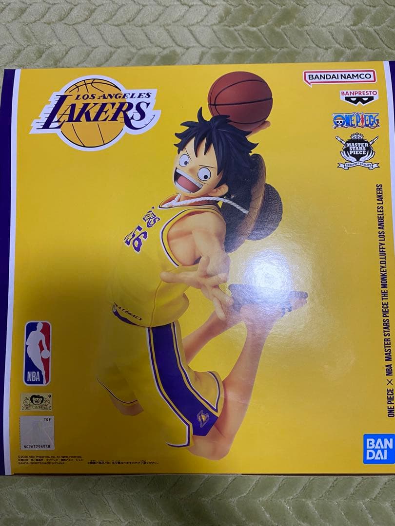 ワンピース　NBAコラボ　レイカーズ