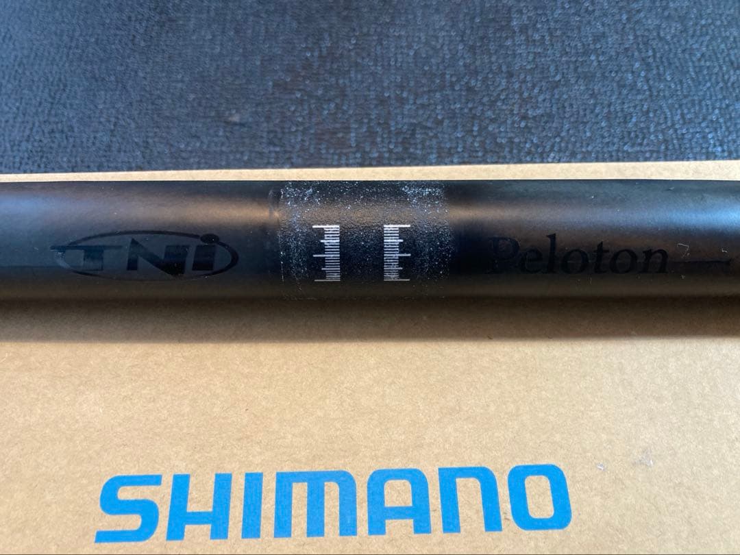 TNI プロトン　カーボンハンドル　ハンドル幅400