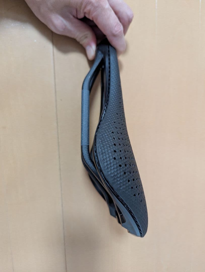 s-works パワー ウィズミラーサドル 155mm幅（新品）