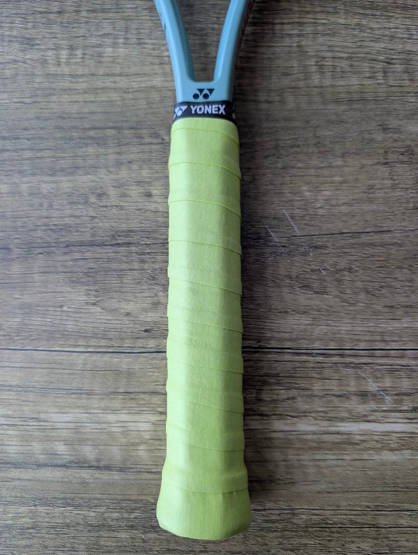 【美品】ヨネックス YONEX テニスラケット パーセプト 100L G2