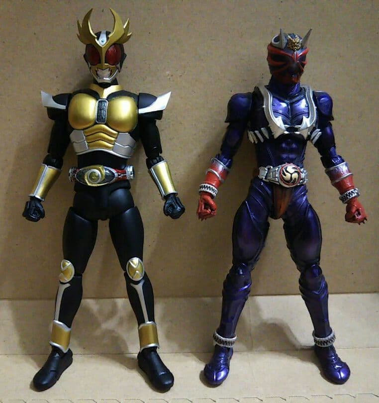 S.H.Figuarts 仮面ライダー アギト 響鬼 真骨彫