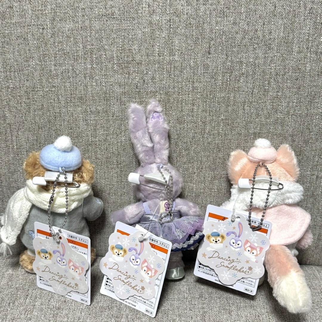 東京ディズニーシー　ダンシングスノーフレークス　ぬいぐるみバッジ　3体セット