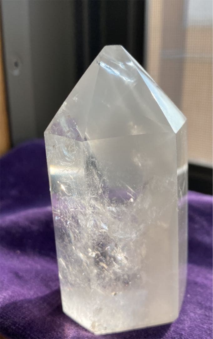 クリスタル　スモーキークォーツ　優しい光