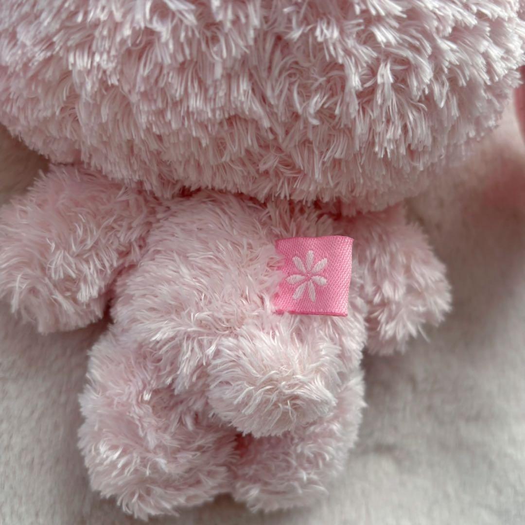ピンクのウサギのぬいぐるみ