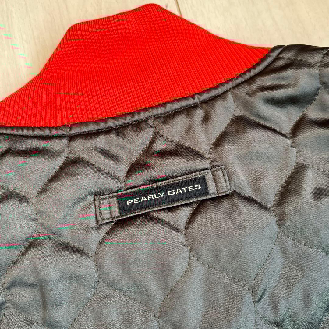 パーリーゲイツ　スポーツジャケット 黒と赤