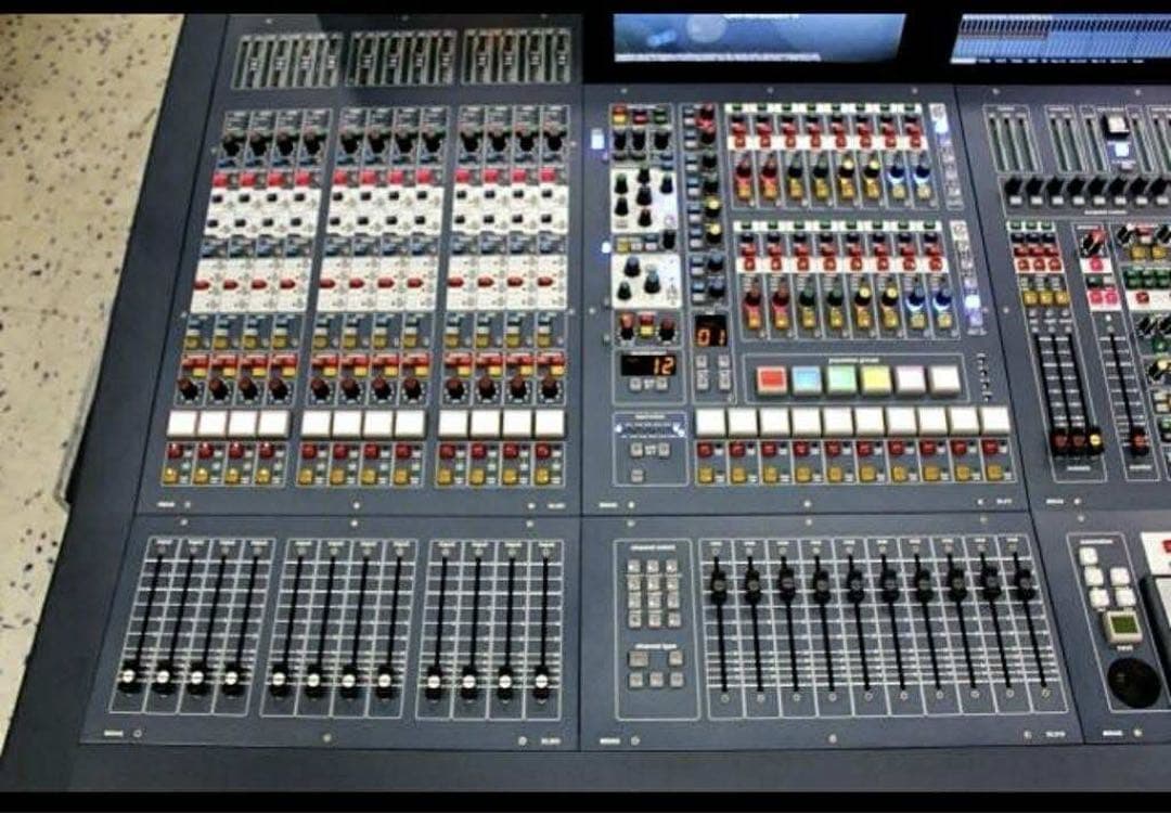 Midas PRO6 デジタルミキサー