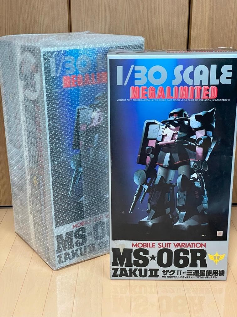 【極美品】バブルキャスト 1/30 MS-06R ザクII 黒い三連星使用機