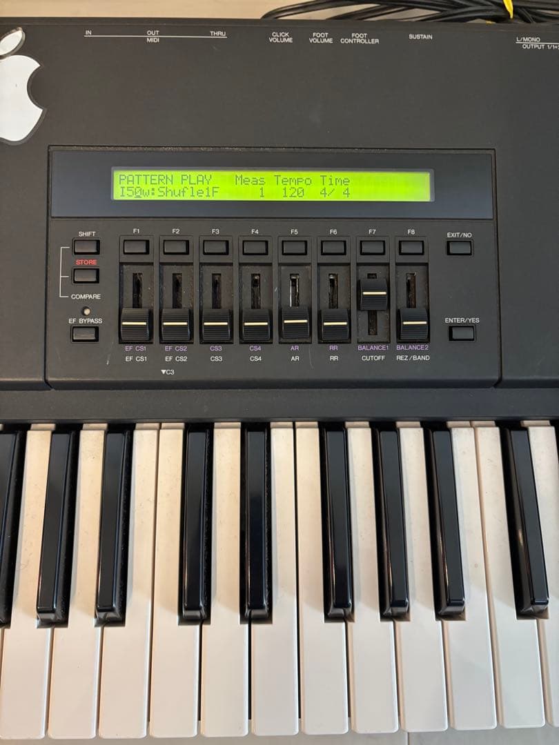 YAMAHA ヤマハ SY85 シンセサイザー 61鍵 ソフトケース付