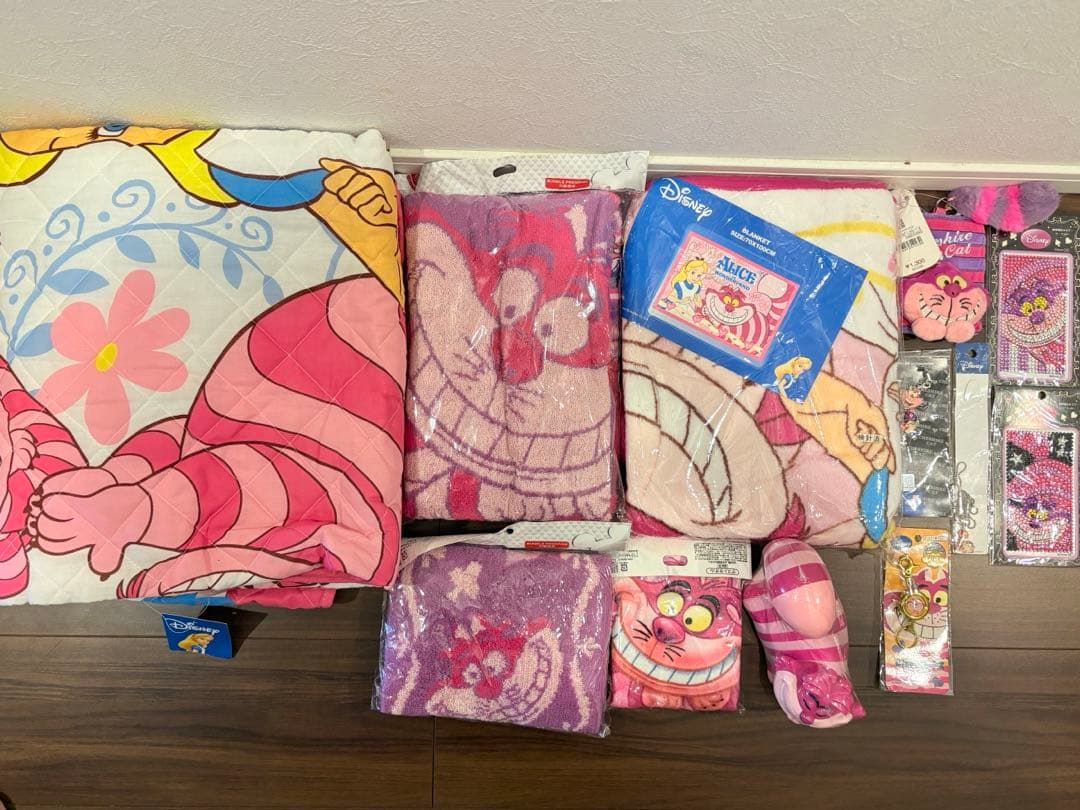 【新品未使用】Disney 不思議の国のアリス　チェシャ猫 グッズ　12点セット