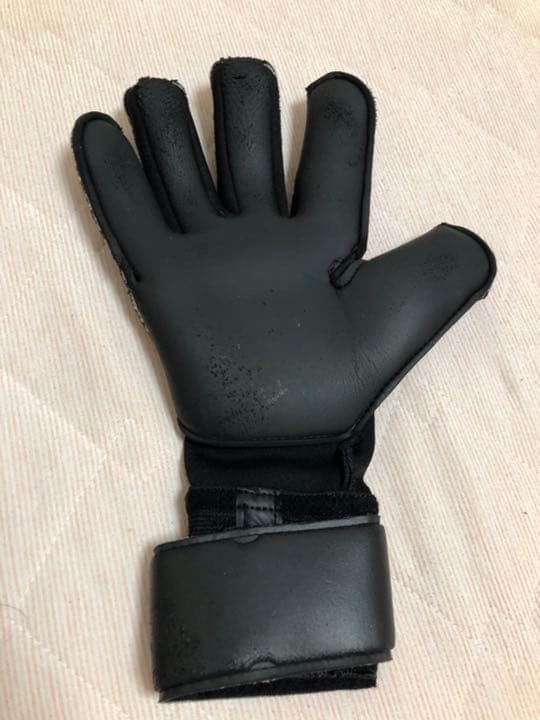 キーパーグローブ