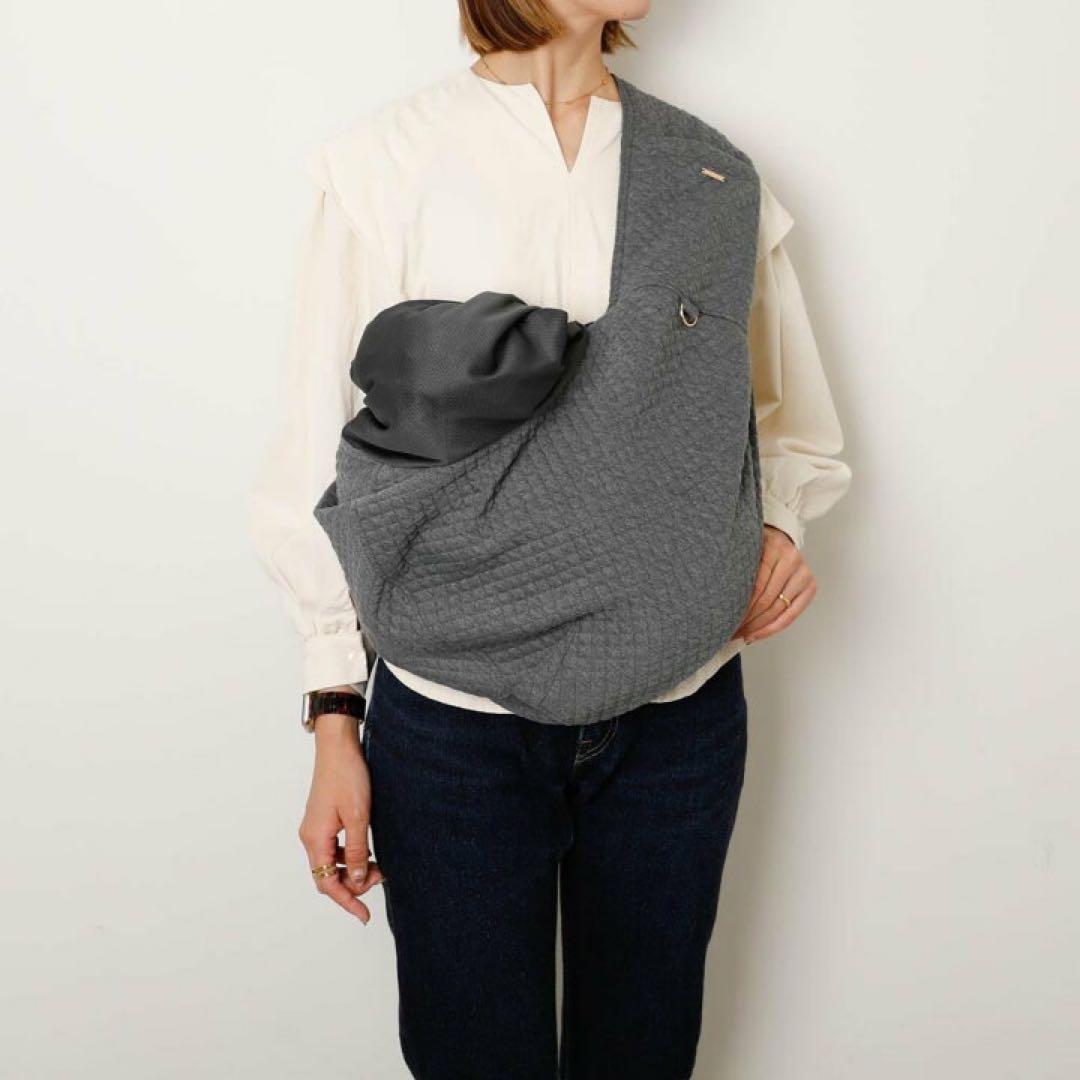 【未使用】moncheri モンシェリ ペットキャリーバッグ スリング 抱っこ紐