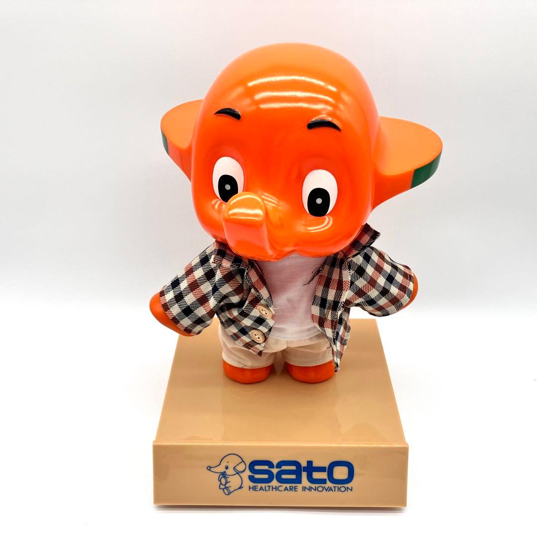 サトちゃん　店頭用ディスプレイ　人形　チェック　シャツ