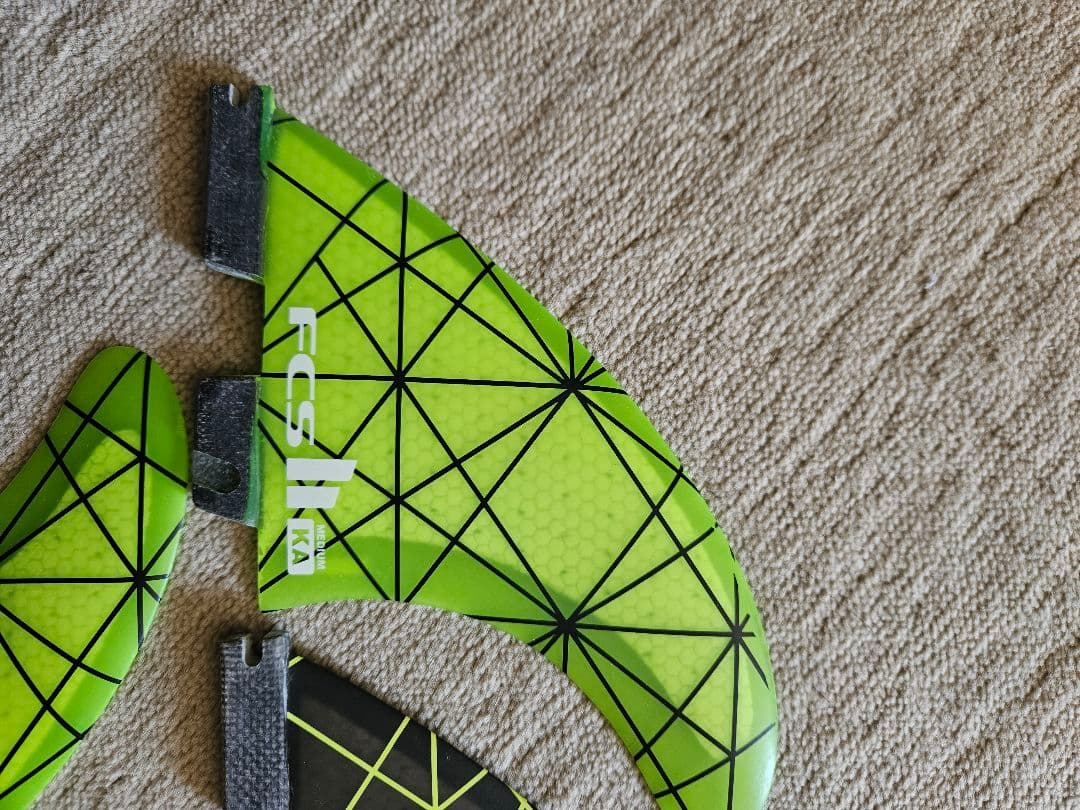 【美品】FCS2　フィン　KA（KOLOHE ANDINO）モデル　サイズ M