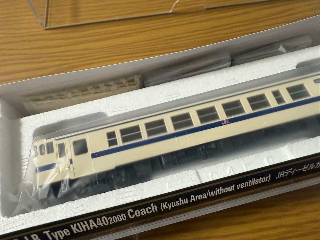 JRディーゼルカー キハ40-2000形(九州色・ベンチレーターなし)(M)