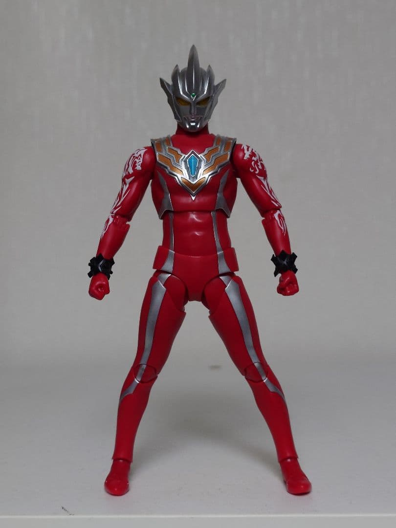 【しー】SHFiguartsウルトラマンリブット&レグロス&カルミラセット