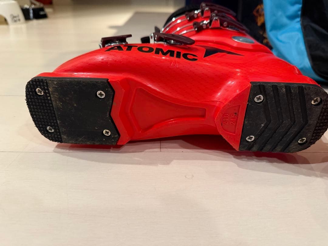 アトミックスキーブーツ