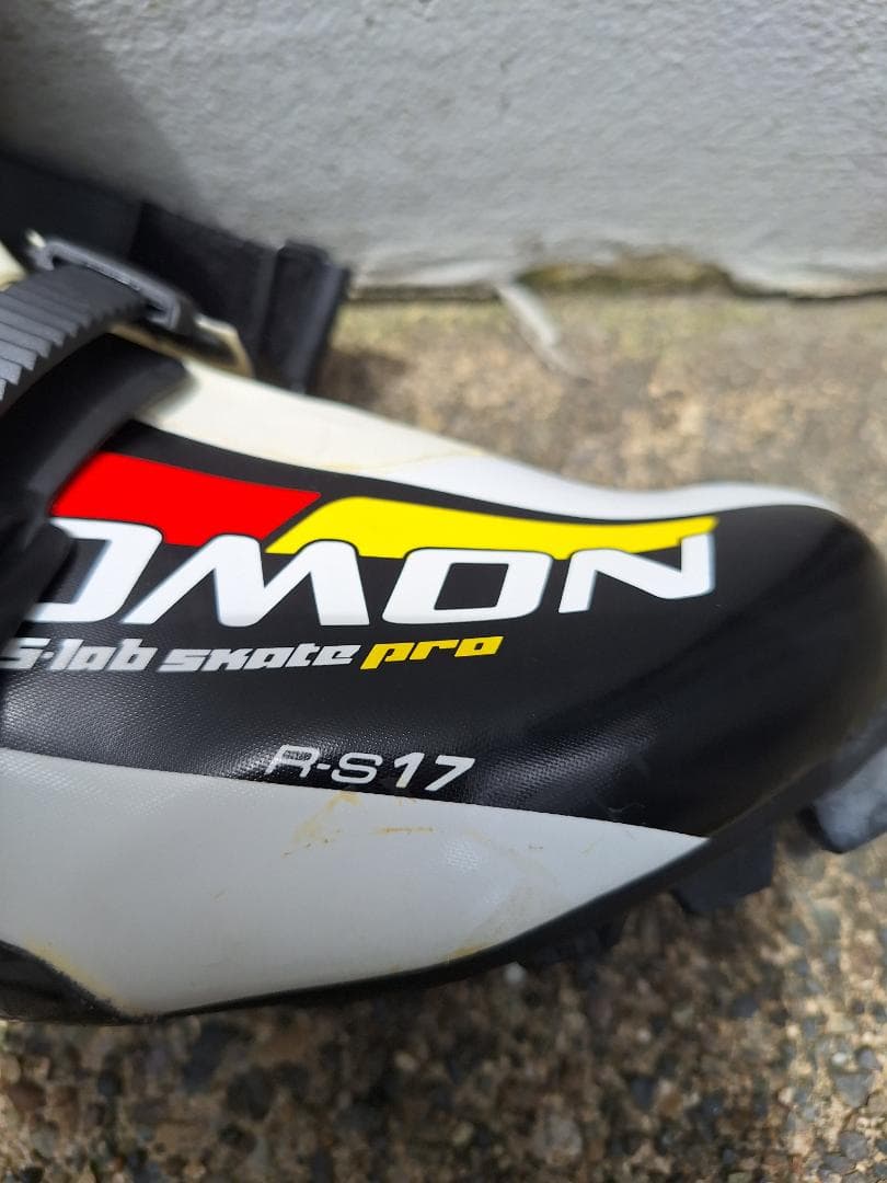 SALOMON クロスカントリースキーブーツ