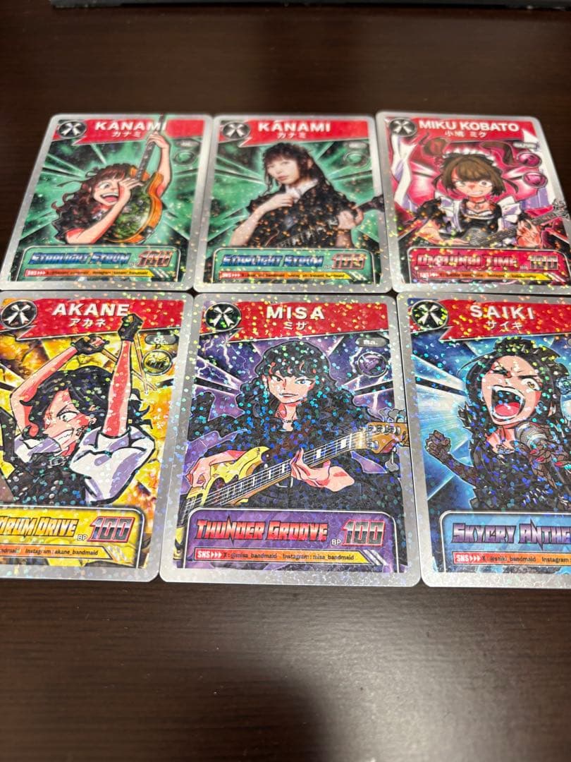 BAND-MAIDトレーディングカードセット