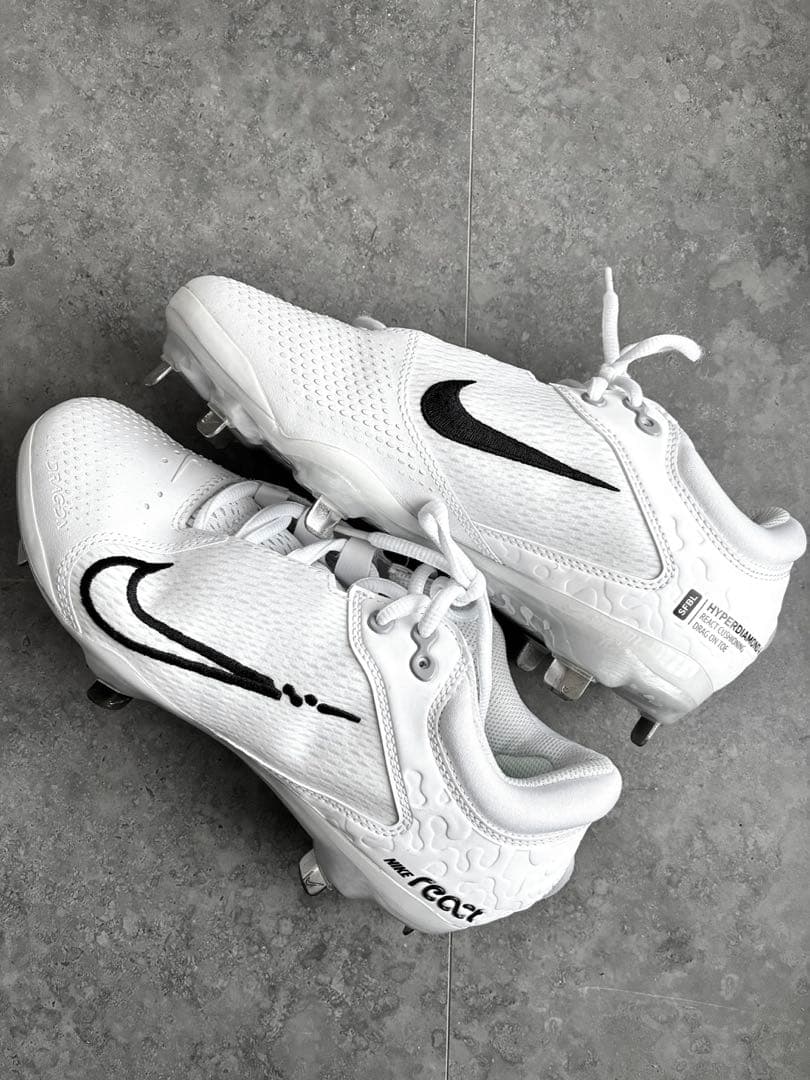 美品！NIKE DIAMOND スパイク24.5cm ダイアモンド　ナイキ　野球