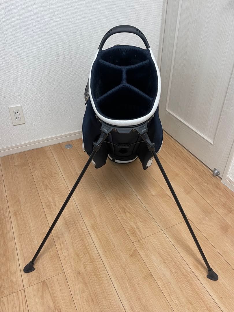 Callaway PARADYM キャディバッグ スタンド付　4分割 9.5型